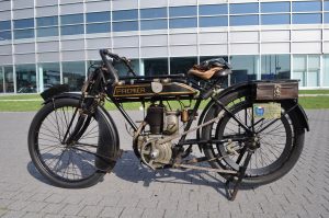 Motociclismo d'Epoca, Moto Premier 1913, test drive 2012 ph Museo Nicolis Verona