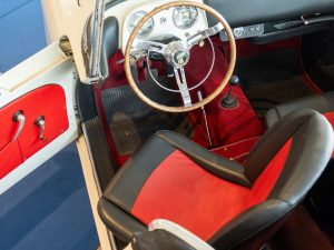 Museo Nicolis, Fiat 1200 Trasformabile del 1958, auto d'epoca ph Mercanzin