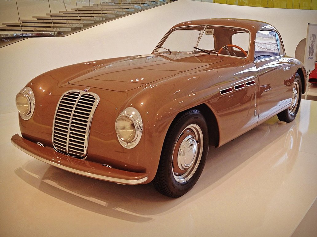 Museo Nicolis feiert das 100-jährige Jubiläum von Maserati.