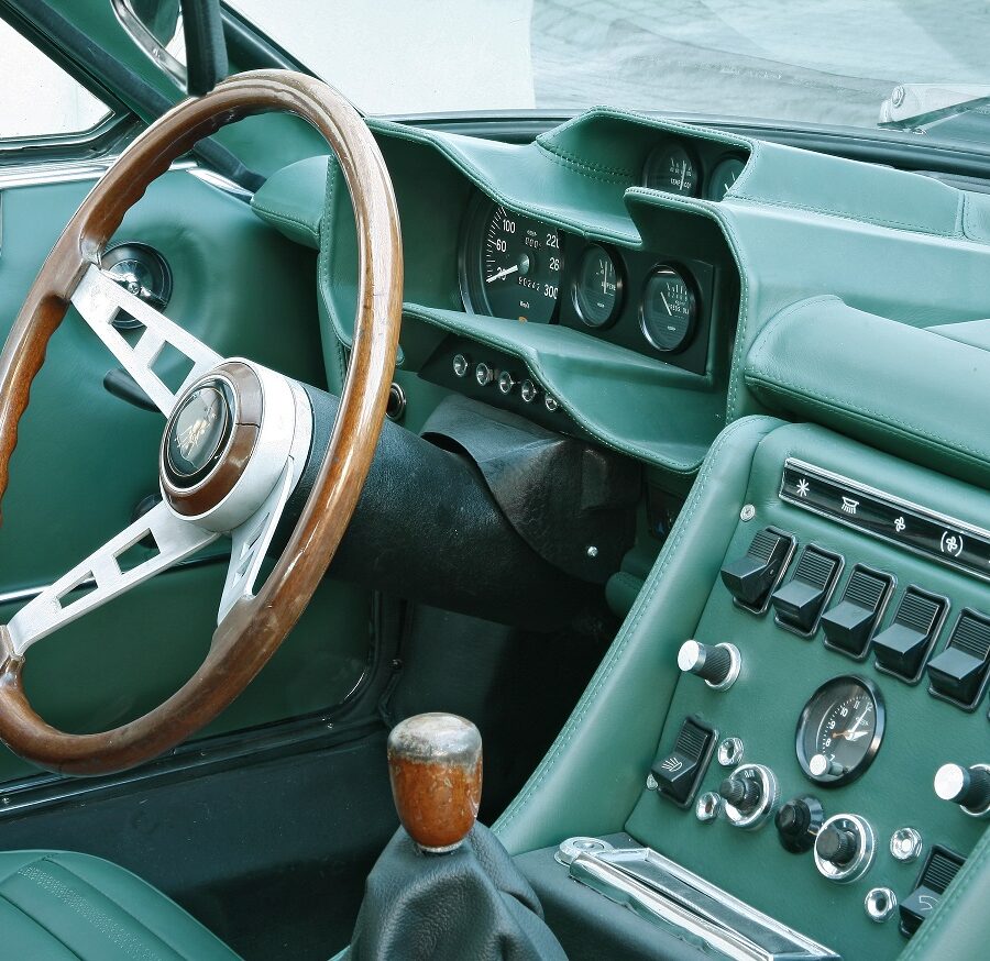 Museo Nicolis, Villafranca Verona, Lamborghini Espada 400 GT coupè Bertone del 1969, auto d'epoca ph. Rosa