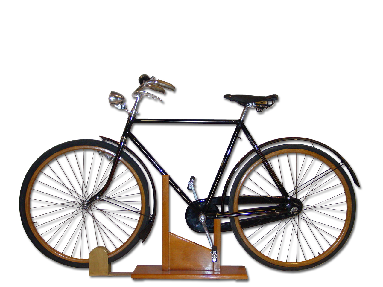 Museo Nicolis, bici Taurus, Ph. Museo Nicolis - Museo Nicolis