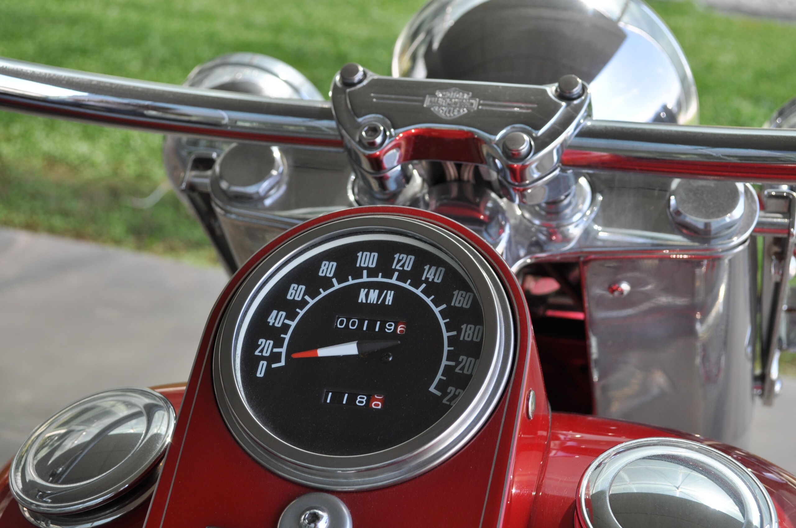 Il Museo Nicolis a Motor Bike Expo con la suadente Harley-Davidson FLSTC Heritage Softail Classic “H-Paradise”