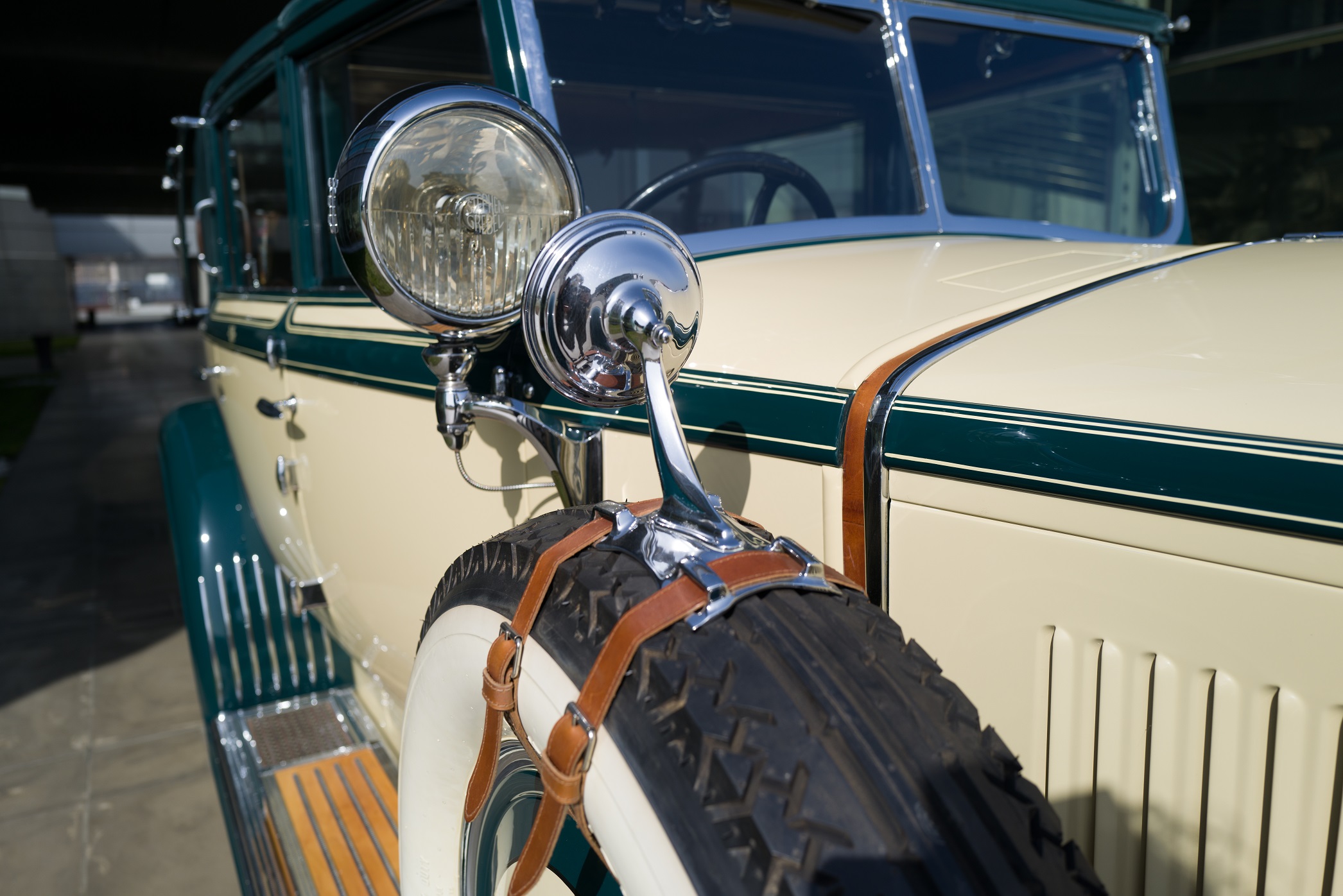 Museo Nicolis, Villafranca Verona, Isotta Fraschini Tipo 8A Landaulet del 1929 Castagna, auto d'epoca ph Mercanzin
