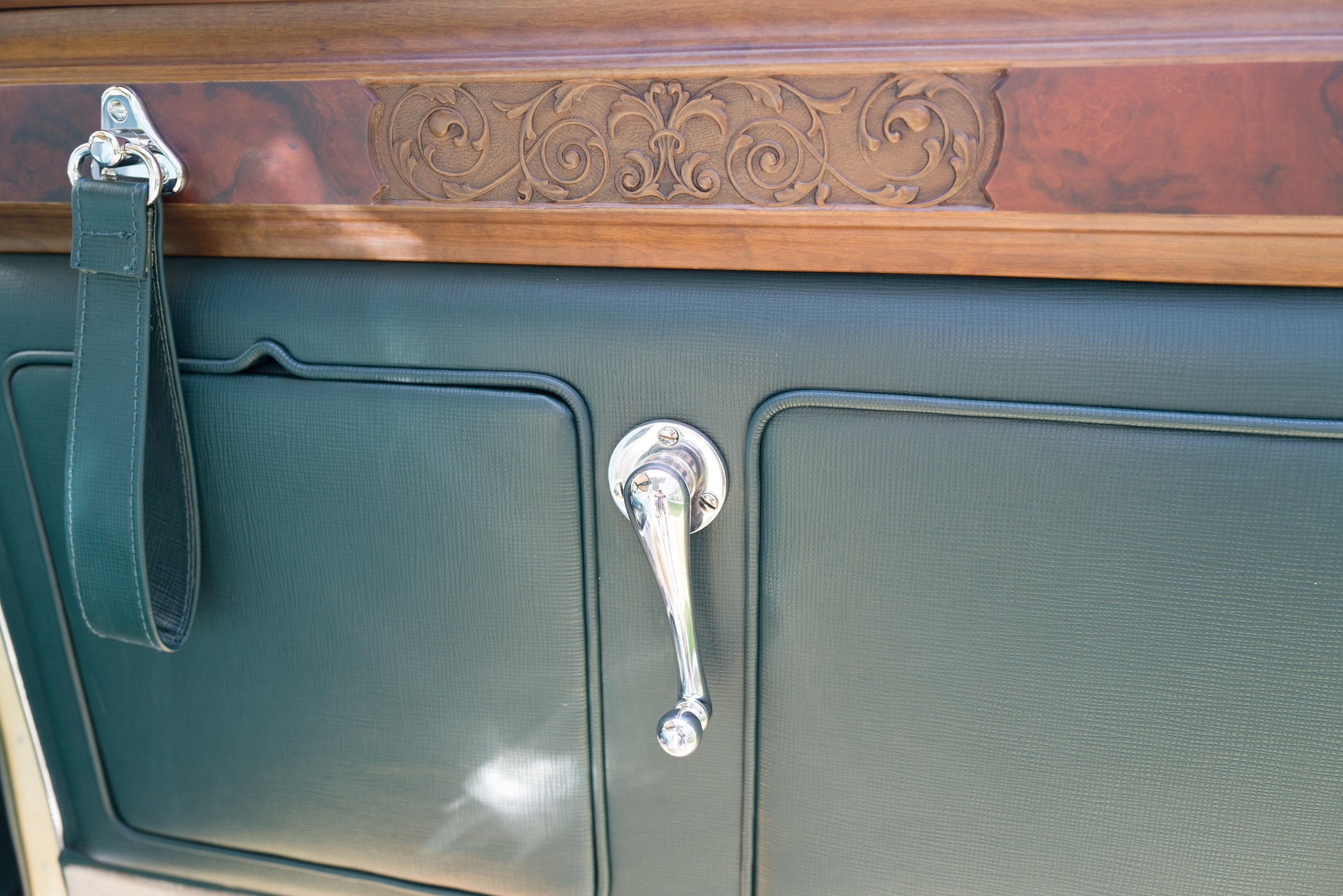 Museo Nicolis, Villafranca Verona, Isotta Fraschini Tipo 8A Landaulet del 1929 Castagna, auto d'epoca ph Mercanzin