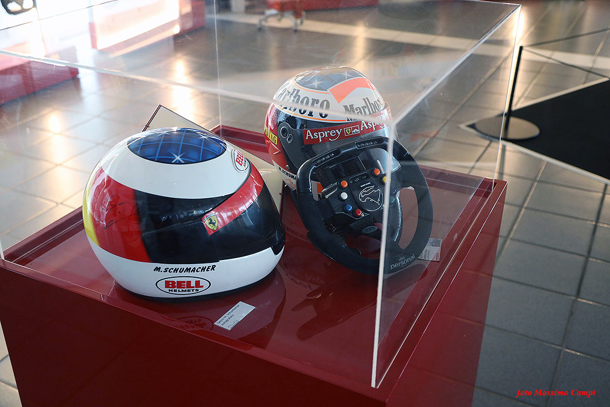 Museo Nicolis, Caschi Schumacher Bell Helmets, ph Massimo Campi
