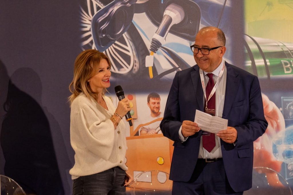 Museo Nicolis, Silvia Nicolis con Pierluigi Bonora ph #FORUMAutoMotive