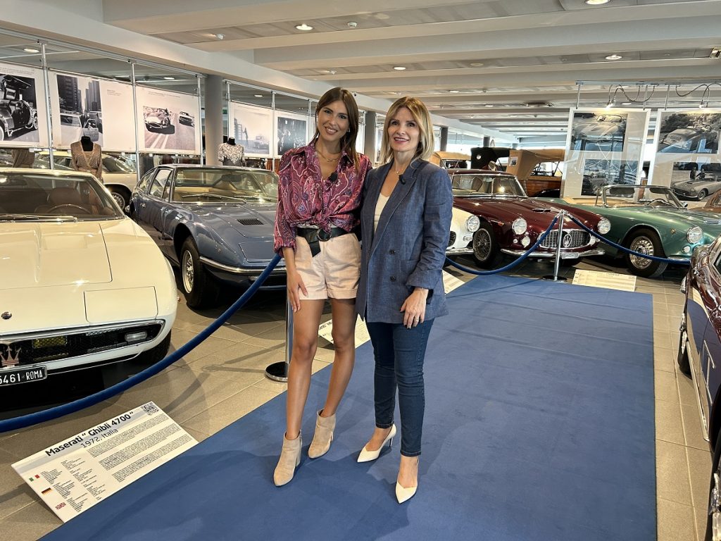 EspansioneTv, Zonaverde, Silvia Nicolis con Mariella Petagine, auto d'epoca ph Museo Nicolis