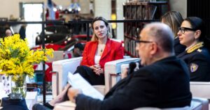 Museo Nicolis, Villafranca Verona, Automotoretrò Parma, Silvia Nicolis, Pierluigi Bonora, Elena Cortesi, Elisabetta Cozzi, Claire Dumon, Francesca Ruggieri, Monica Mailander Macaluso, Rachele Somaschini, auto d'epoca, ph Fiera di Parma