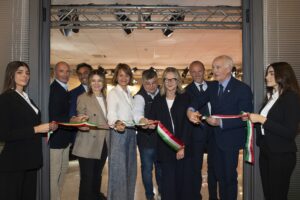 Museo Nicolis, Villafranca Verona, Silvia Nicolis, Elisabetta Cozzi, Monica Macaluso, Donato Benetti, Davide Lorenzone, Tullio Del Sette, Giovanni Battista Tombolato, Mostra “Motori al Femminile" Aci Storico, auto d'epoca, ph ACI Storico