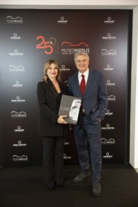 Museo Nicolis, Villafranca Verona, Fabrizio Giugiaro e Silvia Nicolis, Premio Museo Nicolis, auto d'epoca, ph Leaduser