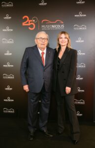 Museo Nicolis, Villafranca Verona, Silvia Nicolis con Pilade Riello, Premio Museo Nicolis, auto d'epoca, ph Leaduser