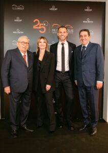 Museo Nicolis, Villafranca Verona, Silvia Nicolis con Riccardo Meggiorini, Pilade e Giuseppe Riello, Premio Museo Nicolis, auto d'epoca, ph Leaduser