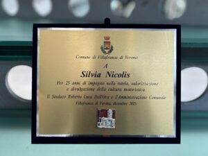 Museo Nicolis, Villafranca di Verona, Comune di Villafranca, Premio a Silvia Nicolis auto d'epoca, ph Museo Nicolis