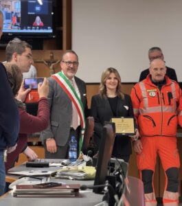 Museo Nicolis, Villafranca di Verona, Comune di Villafranca, Premio a Silvia Nicolis auto d'epoca, ph Museo Nicolis