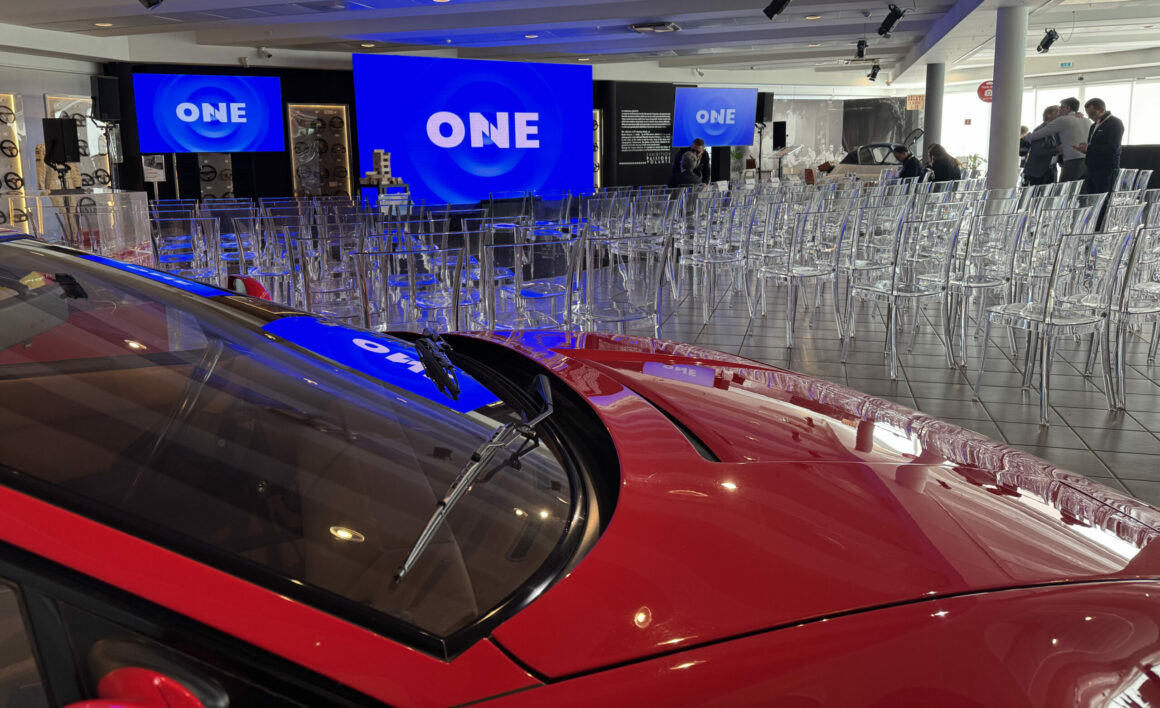 ph Museo Nicolis Villafranca Verona, auto d'epoca, Centro Congressi eventi meeting location, Iveco by G2 Eventi