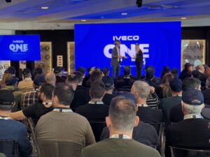 ph. Museo Nicolis Villafranca Verona, auto d'epoca, Centro Congressi eventi meeting location, Iveco by G2 Eventi