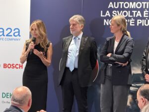 #ForumAutomotive Maria Leitner, Beppe Gioia, Maria Conti, Pierluigi Bonora, Paolo Artemi ph Museo Nicolis Villafranca di Verona