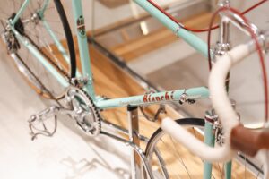 Museo Nicolis, Villafranca Verona, Falconeri Via Mazzini, Evento Falconeri a Verona, Bianchi Campione del Mondo del 1953, ph Falconeri