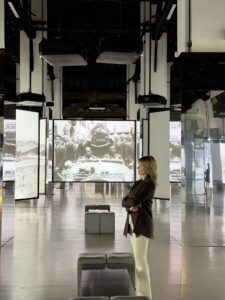 Museo Nicolis Verona Coppa Vanderbilt Tazio Nuvolari 1936, Mostra Lo sguardo di Nuvolari, auto d'epoca, Silvia Nicolis ph Museo Nicolis